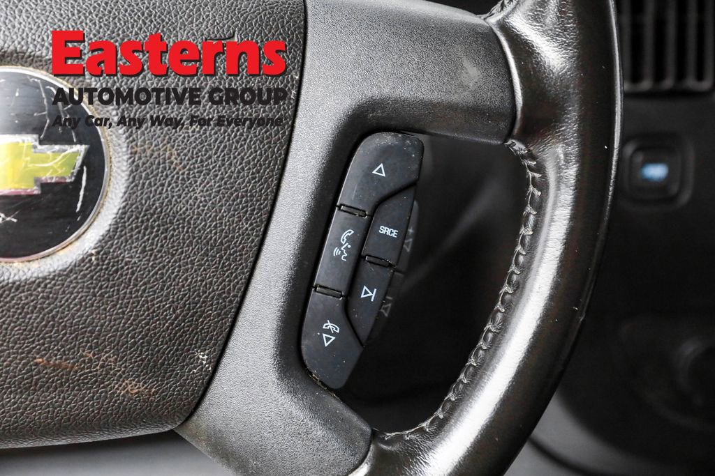 Used 2021 Chevrolet Express 2500 w/ Driver Convenience Package image 16