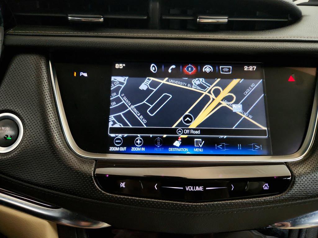 Used 2017 Cadillac XT5 Luxury w/ Driver Awareness Package FWD image 19