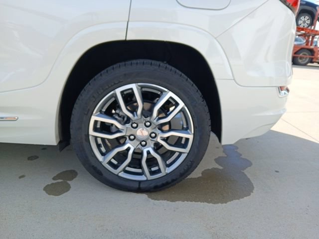 Certified 2022 GMC Terrain Denali w/ Denali Premium Package AWD/4WD image 10