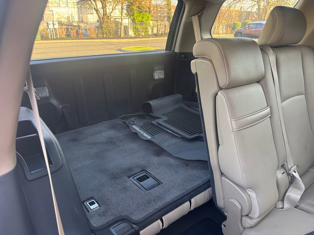 Used 2015 Toyota 4Runner Limited image 25