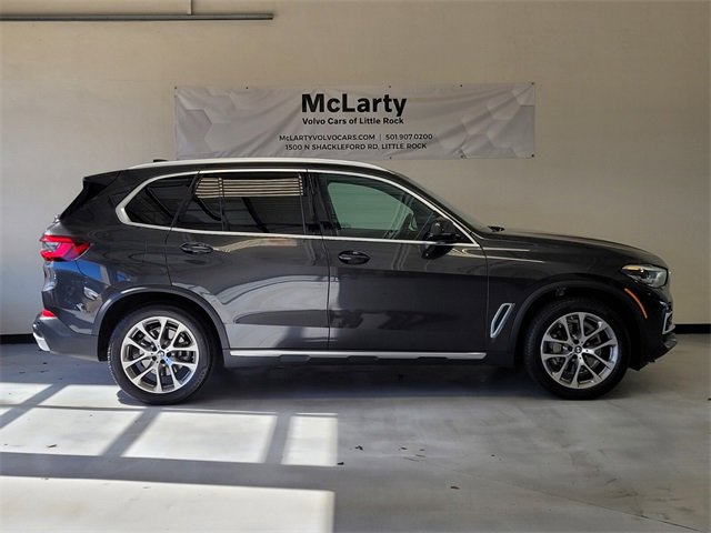 Used 2021 BMW X5 xDrive40i w/ Premium Package 2 image 2