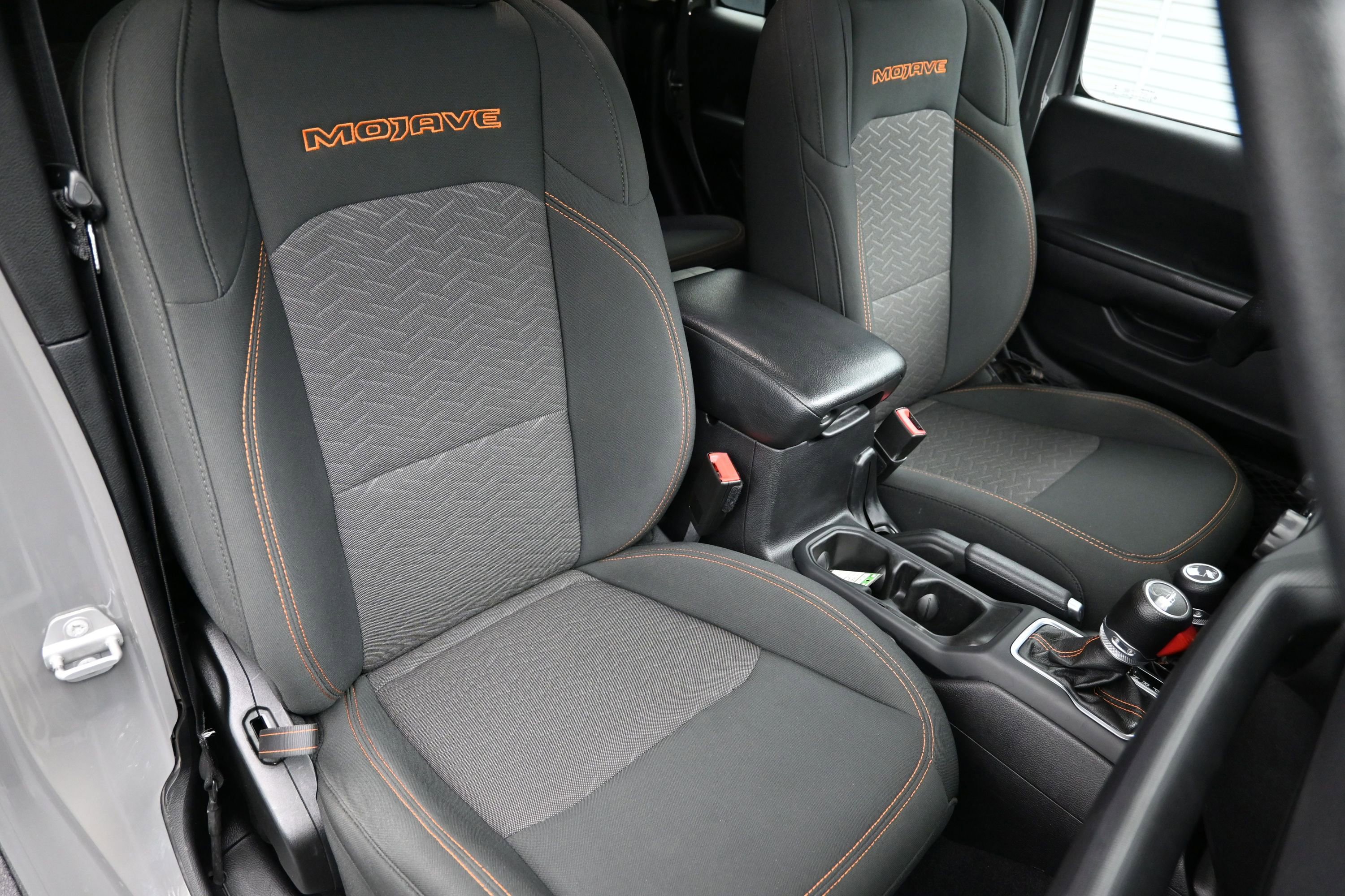 Used 2020 Jeep Gladiator Mojave w/ Trailer Tow Package AWD/4WD image 40