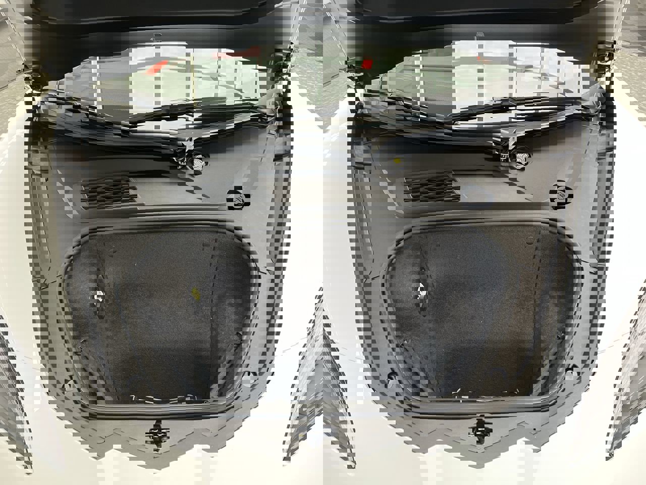 Certified 2020 Chevrolet Corvette Stingray Preferred Cpe w/ 2LT Preferred Equipment Group image 28