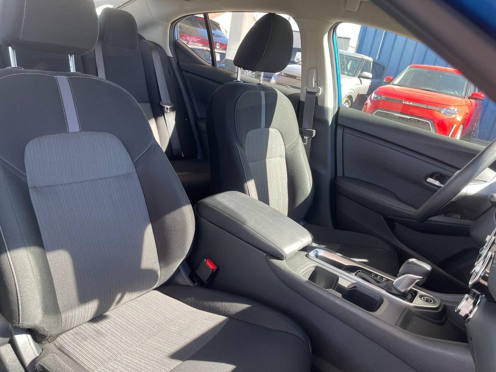 Used 2025 Nissan Sentra SV image 34