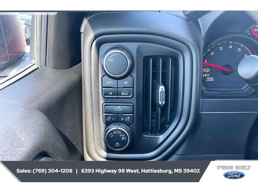Used 2020 Chevrolet Silverado 1500 Custom w/ Custom Value Package AWD/4WD image 22
