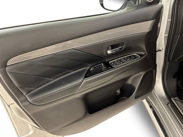 Used 2019 Mitsubishi Outlander GT AWD/4WD image 13