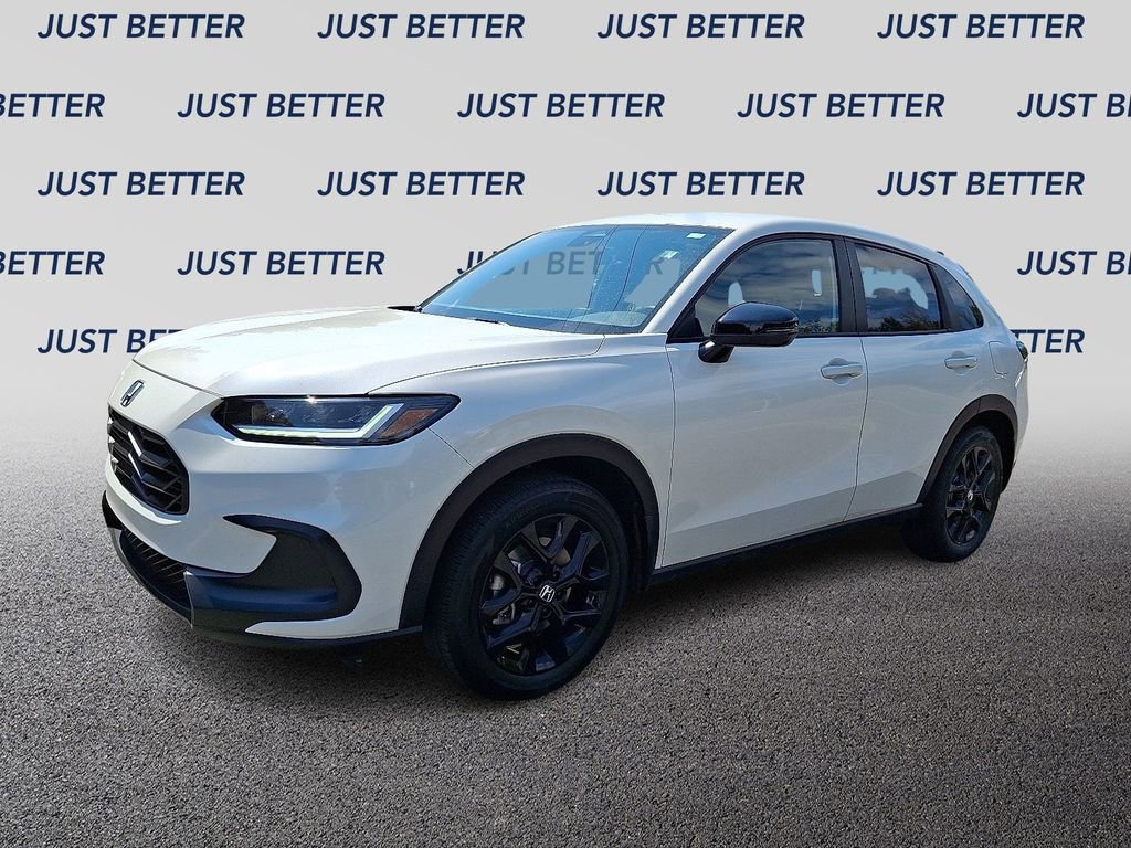 Used 2025 Honda HR-V Sport image 3
