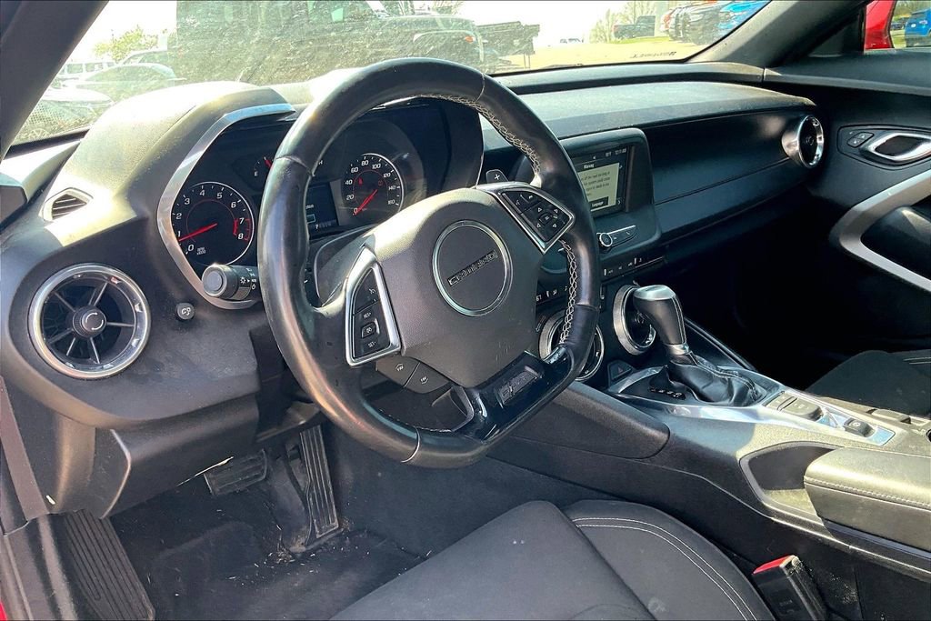 Used 2017 Chevrolet Camaro LT RWD image 12