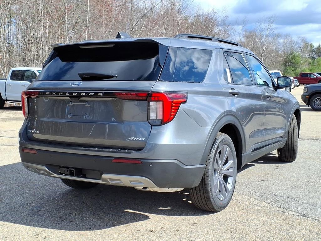 New 2026 Ford Explorer Active image 5