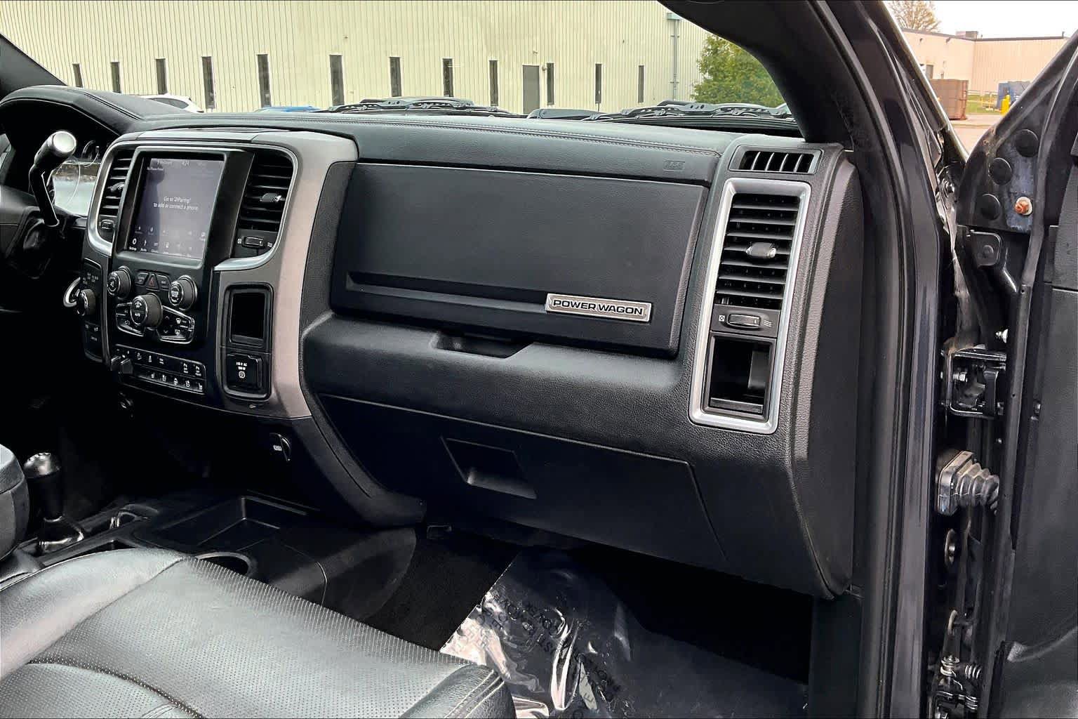 Used 2018 RAM 2500 Power Wagon w/ Leather & Luxury Group AWD/4WD image 19