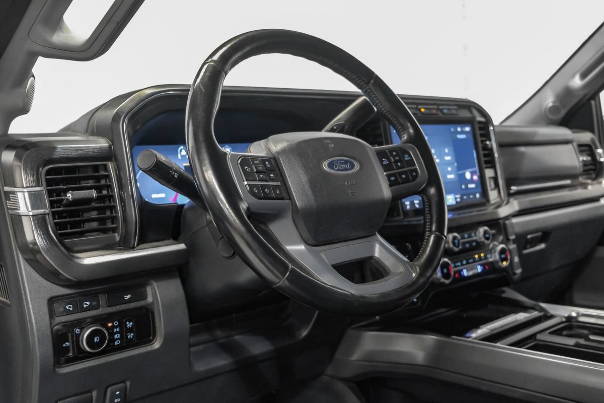 Used 2023 Ford F350 Lariat w/ Lariat Ultimate Package AWD/4WD image 15