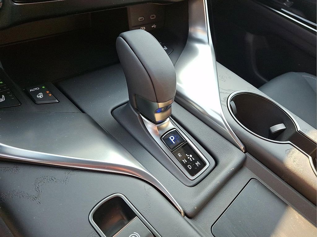 New 2026 Lexus LX 700h Luxury image 7