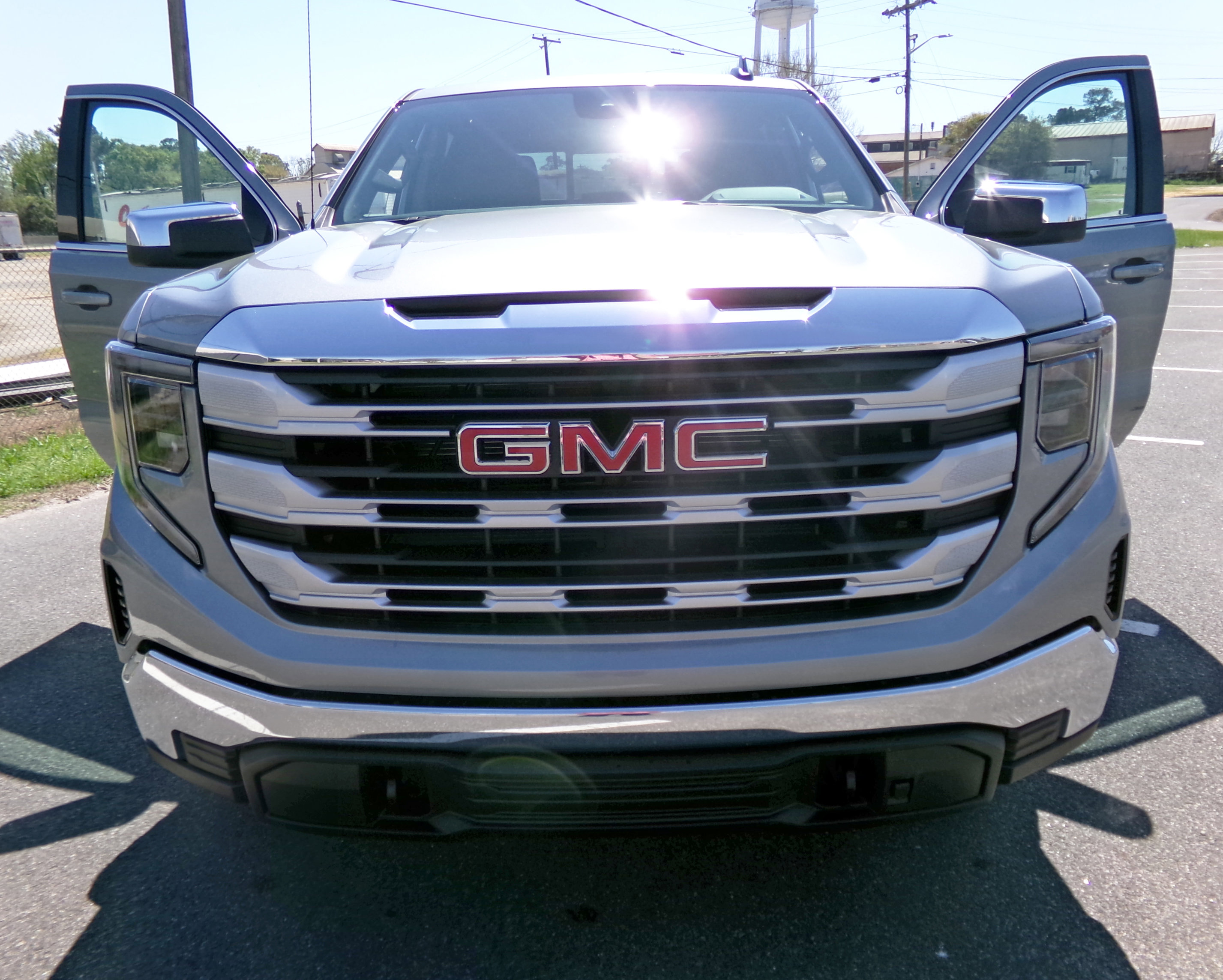 New 2026 GMC Sierra 1500 SLE w/ X31 Off-Road Package image 5
