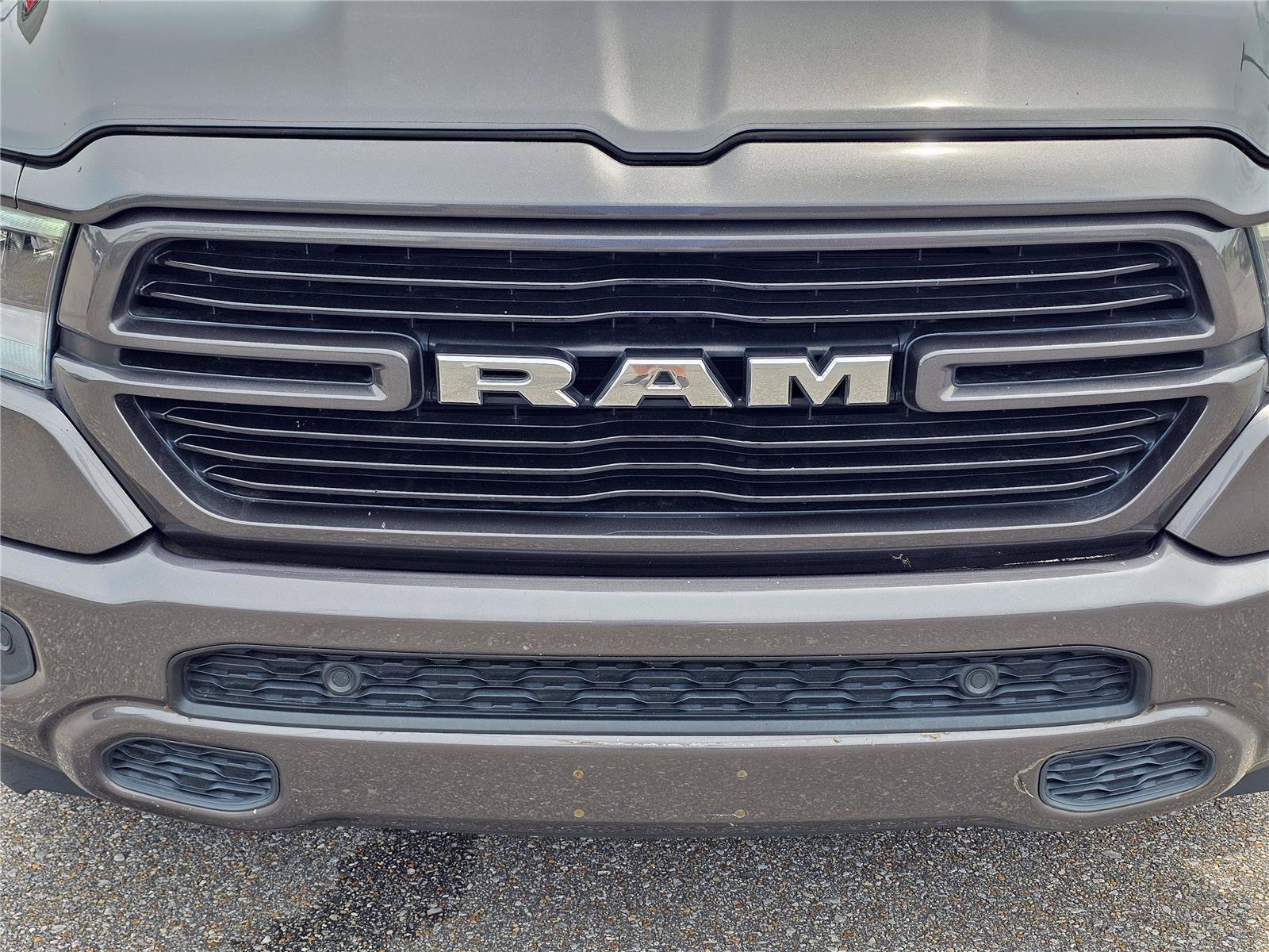 Used 2022 RAM 1500 Laramie w/ Sport Appearance Package AWD/4WD image 3