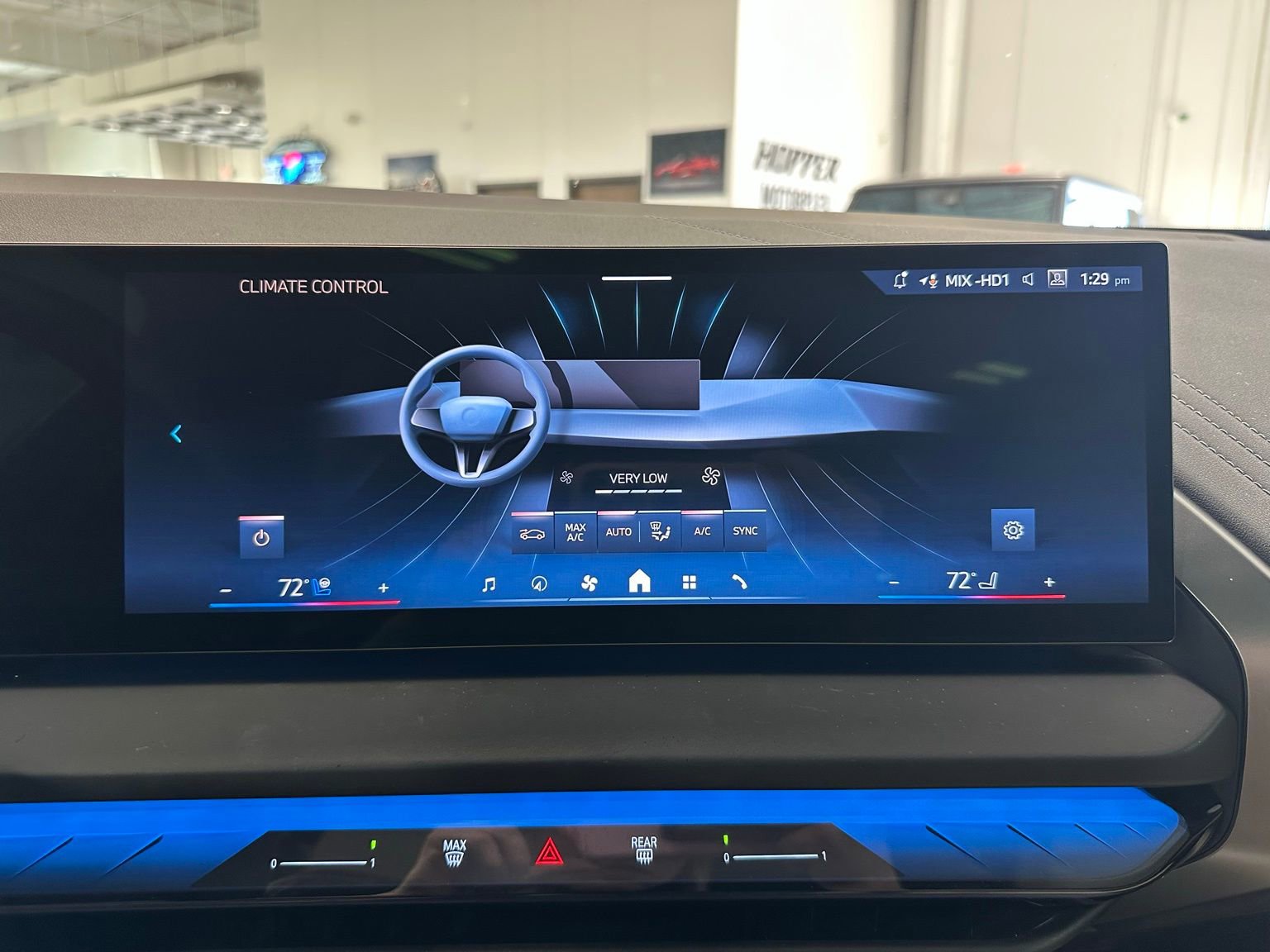 Used 2025 BMW X3 xDrive30i w/ Premium Package image 24