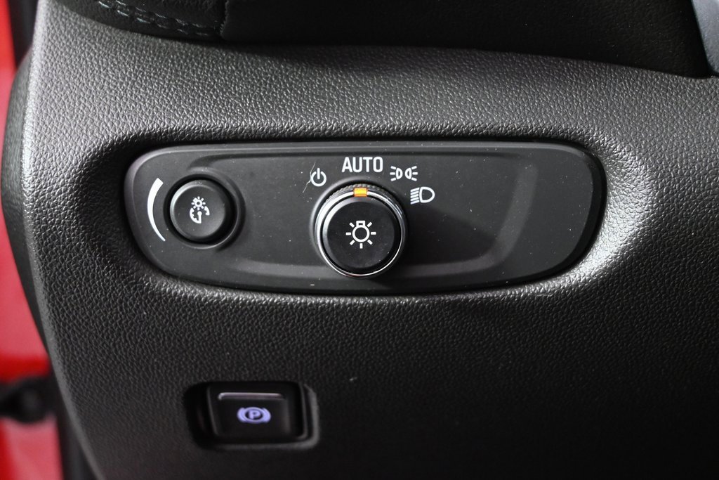 Used 2019 Chevrolet Blazer LT image 24