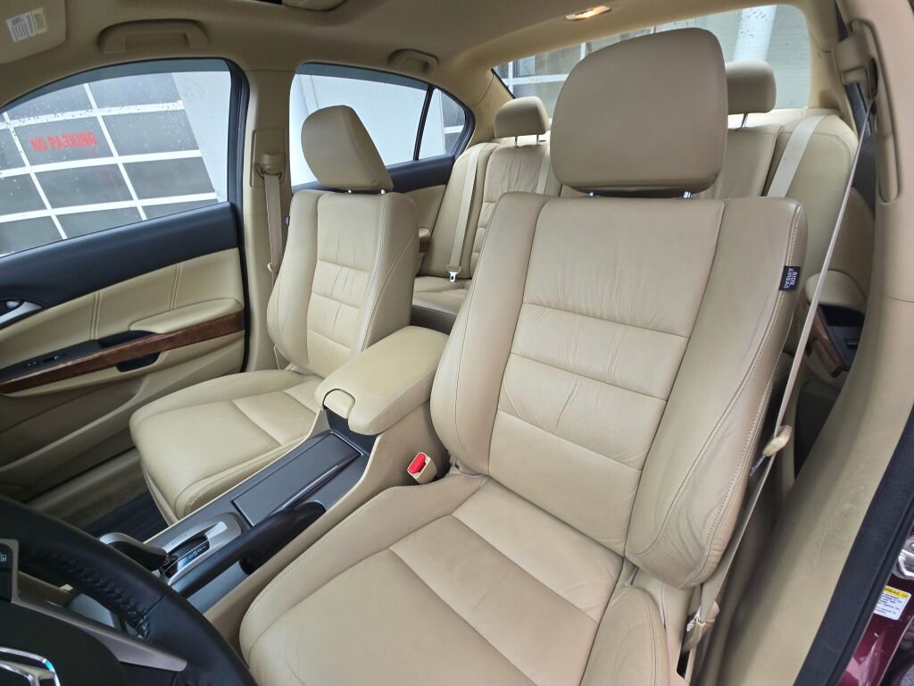 Used 2012 Honda Accord EX-L image 18