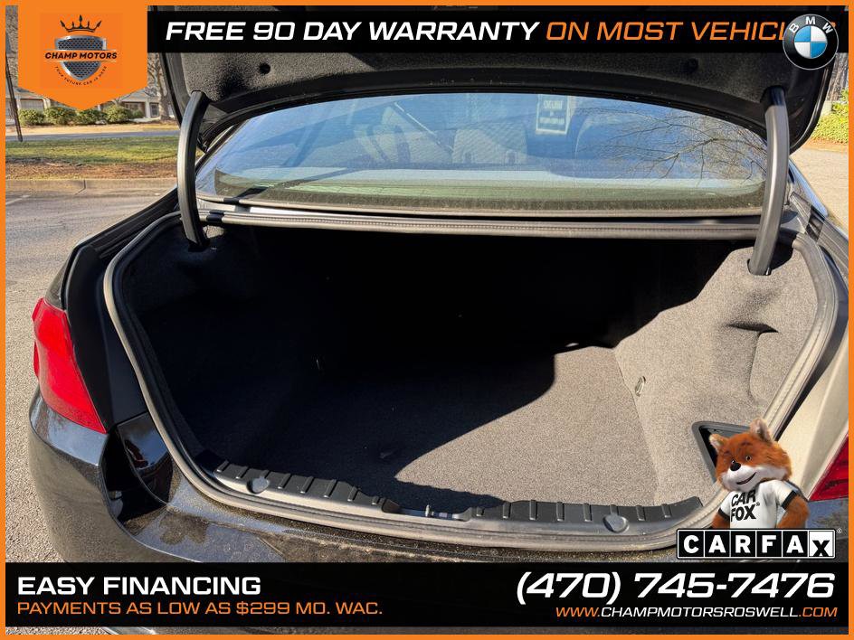 Used 2012 BMW 550i Sedan image 11