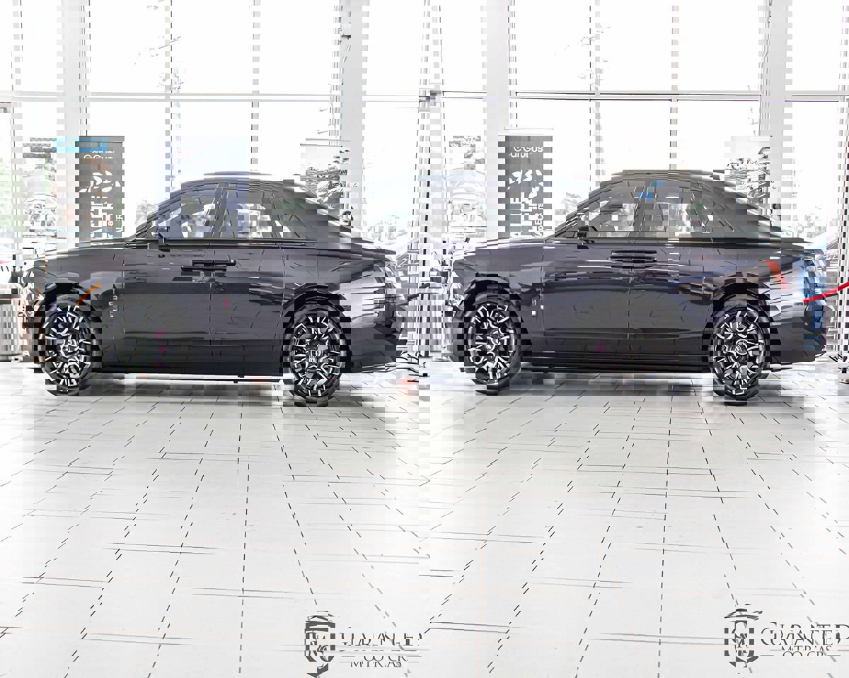 Used 2024 Rolls-Royce Ghost Black Badge image 9