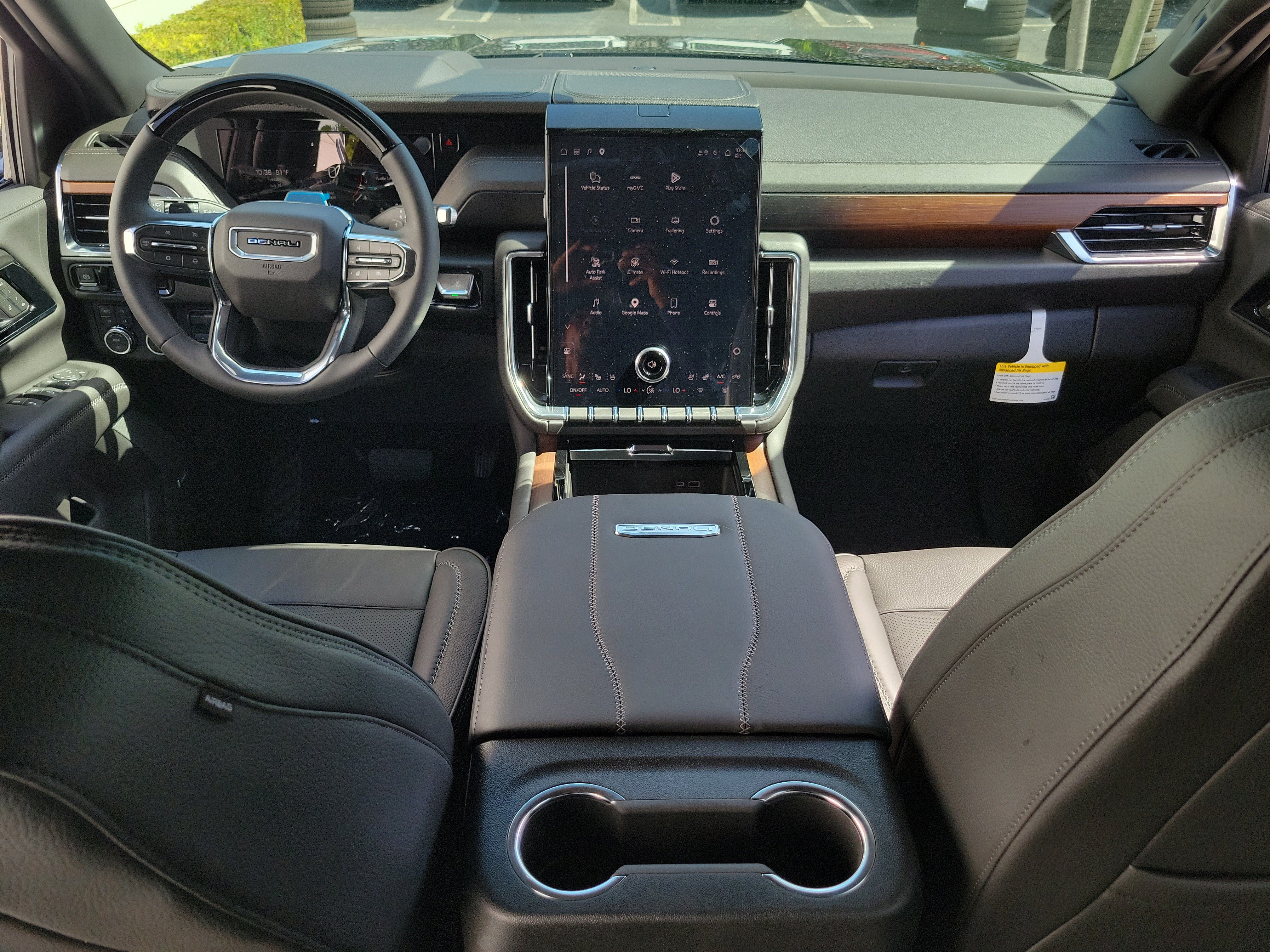 New 2026 GMC Yukon XL Denali w/ Denali Reserve Package AWD/4WD image 17