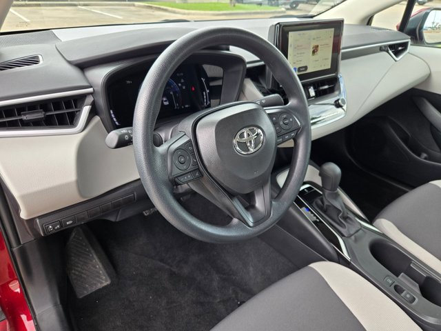 Used 2026 Toyota Corolla LE FWD image 10