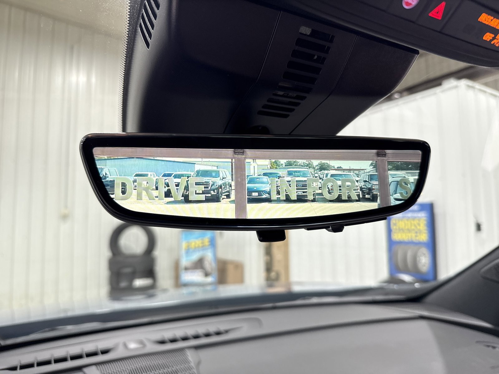 New 2026 Buick Enclave Preferred w/ Power Package image 21