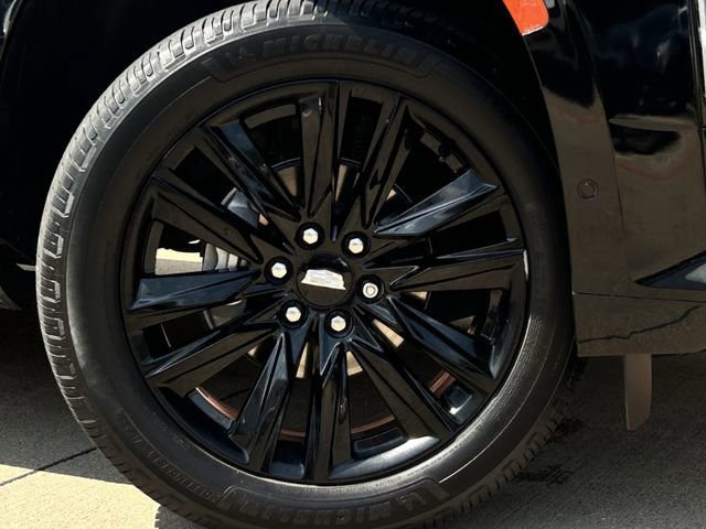 Used 2023 Cadillac Escalade ESV Sport Platinum image 10