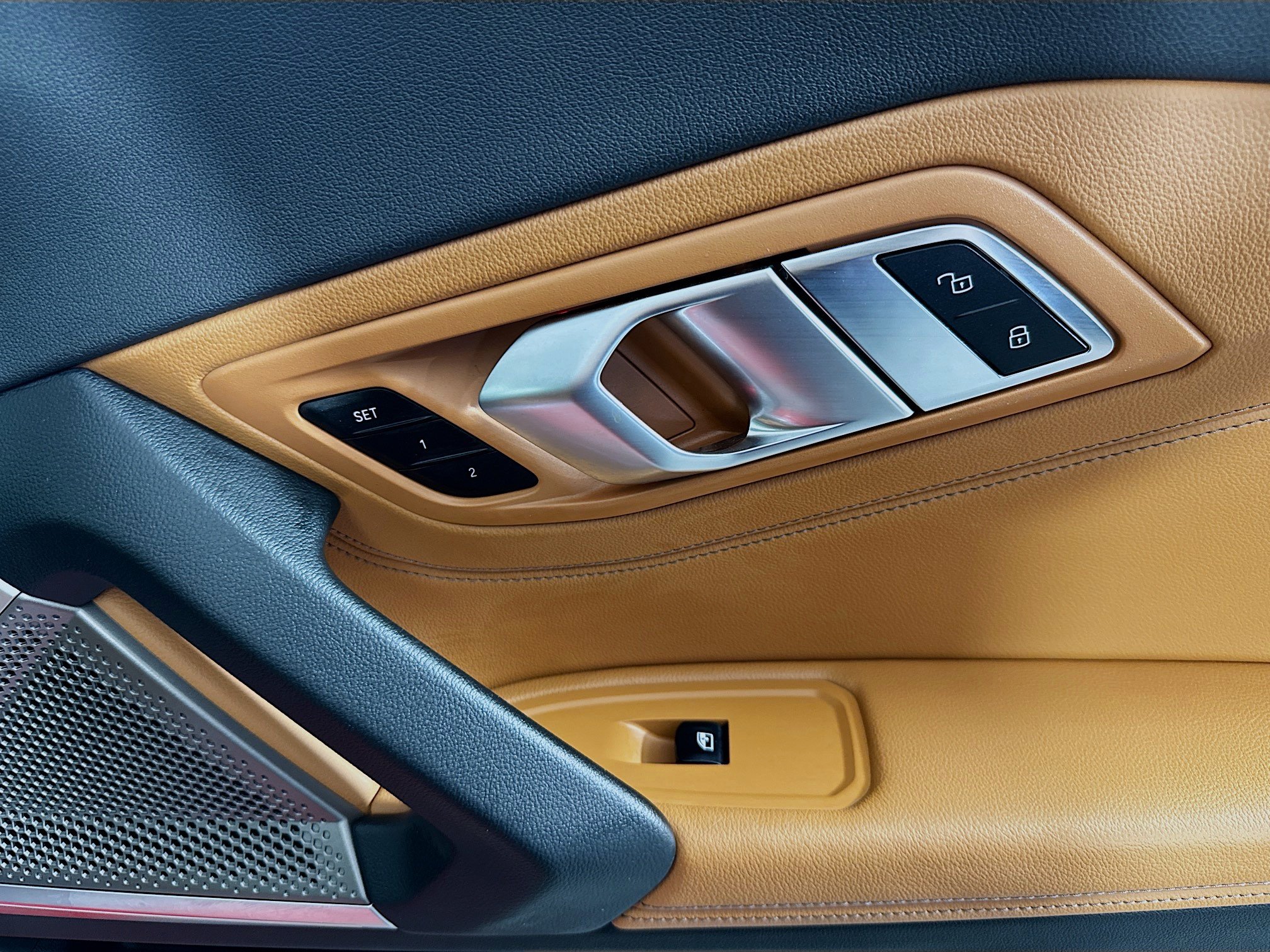 Used 2023 BMW Z4 M40i w/ Premium Package RWD image 25