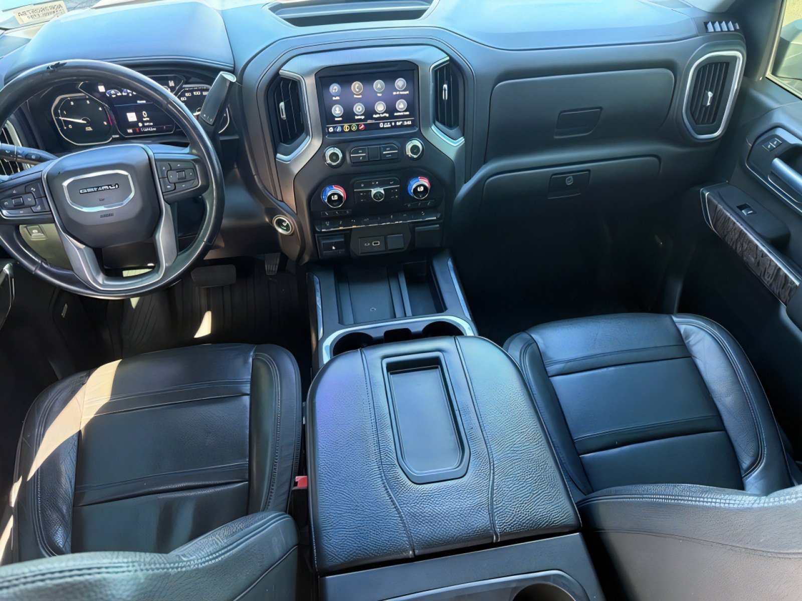 Used 2021 GMC Sierra 2500 Denali w/ Technology Package image 23