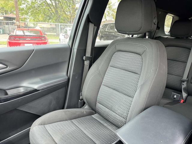 Used 2025 Chevrolet Equinox LT image 37