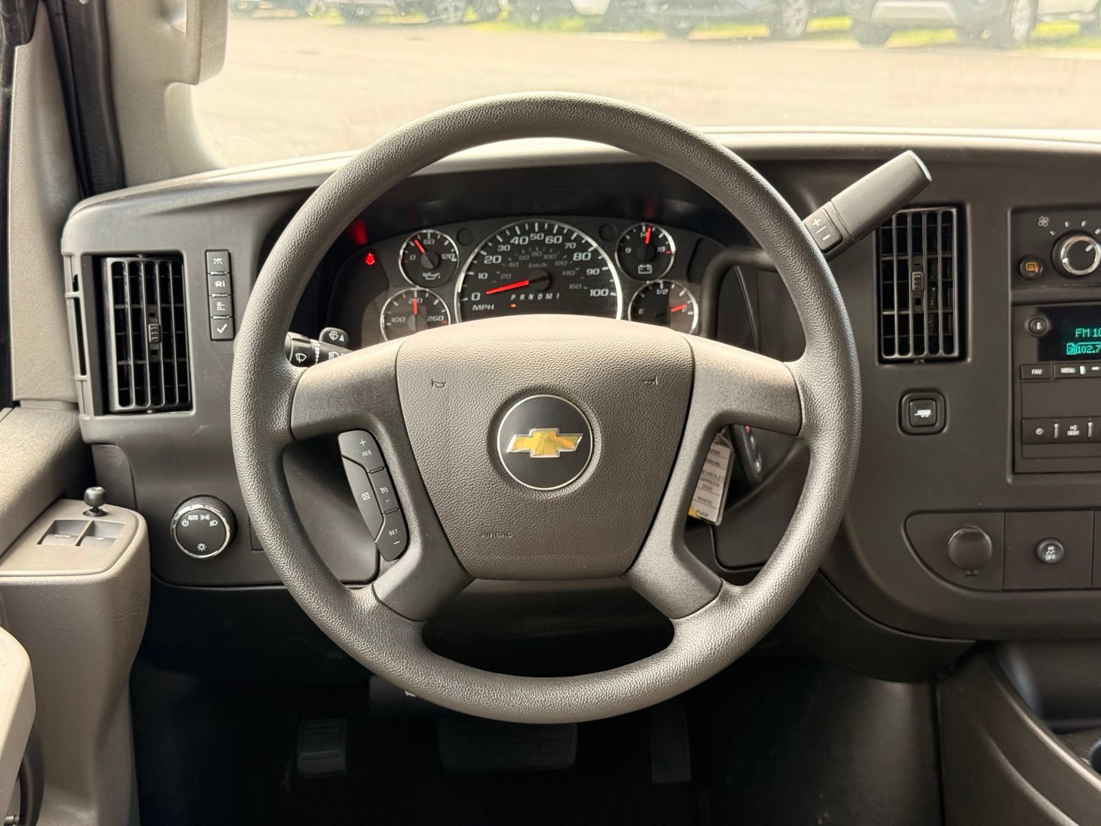 Used 2026 Chevrolet Express 3500 LT w/ LT Preferred Equipment Group RWD image 23