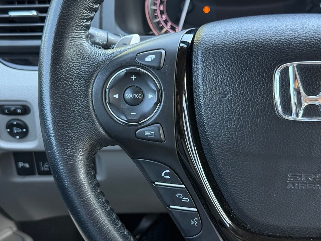 Used 2016 Honda Pilot Touring image 28