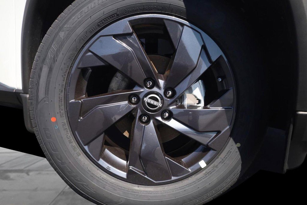 New 2026 Nissan Rogue SV w/ Cold Weather Package image 3