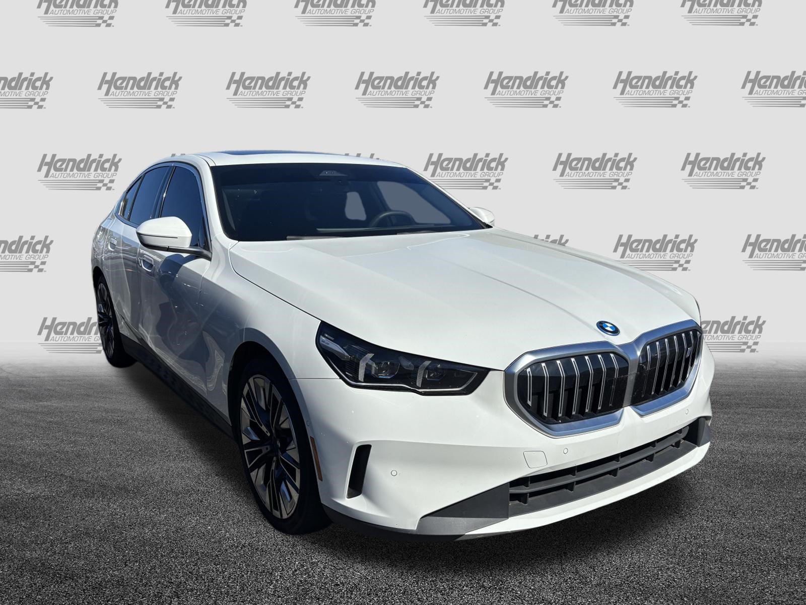 Certified 2024 BMW i5 eDrive40i w/ M Sport Package RWD image 2