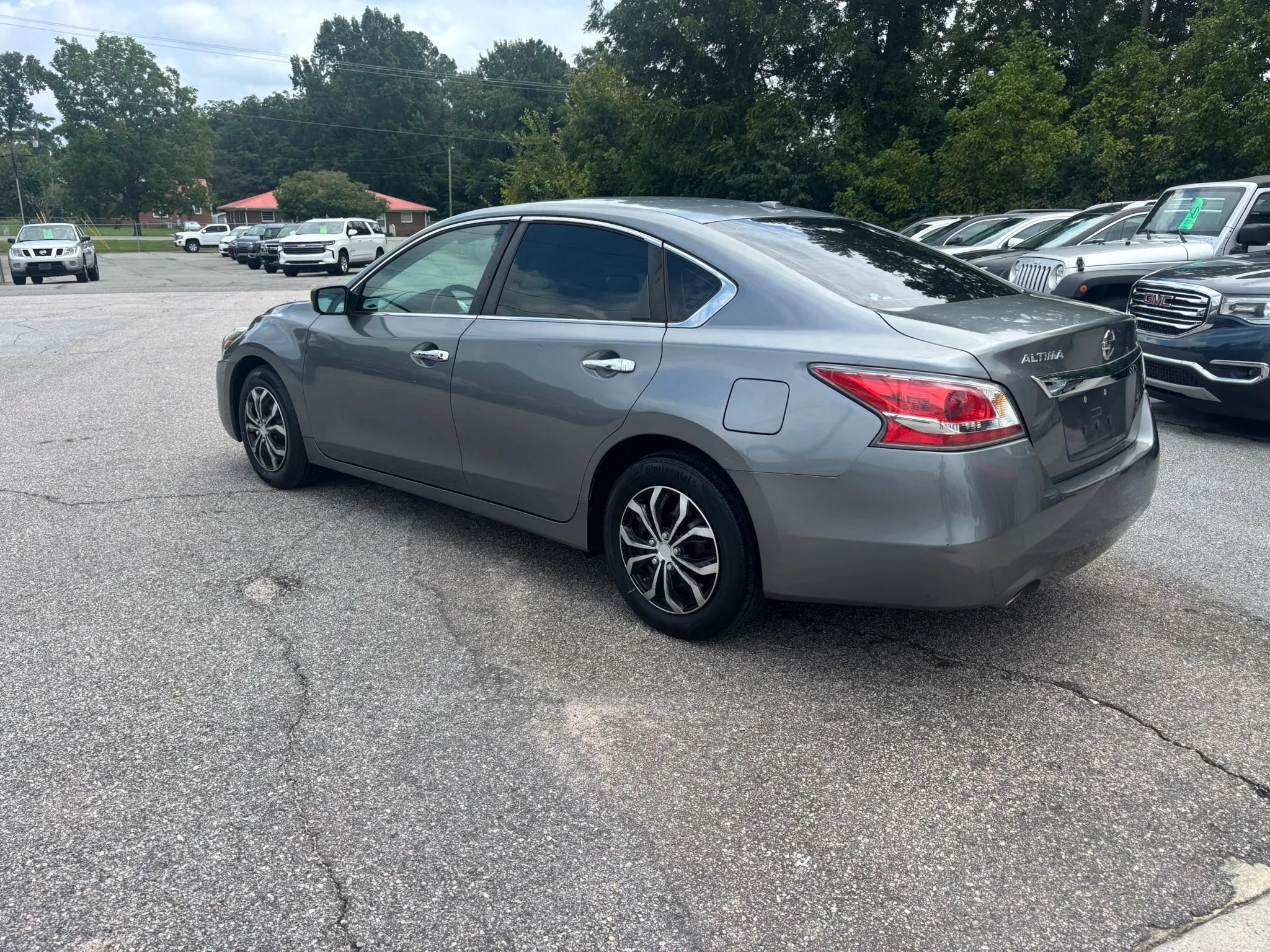 Used 2015 Nissan Altima 2.5 S w/ Power Driver Seat Package FWD image 7