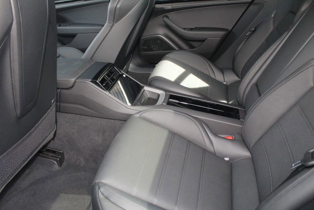 New 2026 Porsche Panamera 4 image 23