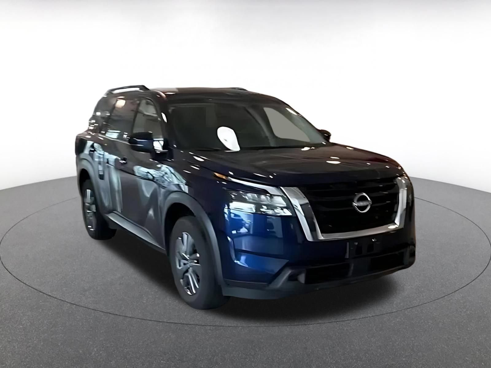 Used 2025 Nissan Pathfinder SV AWD/4WD image 3