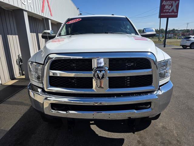 Used 2017 RAM 2500 SLT AWD/4WD image 3