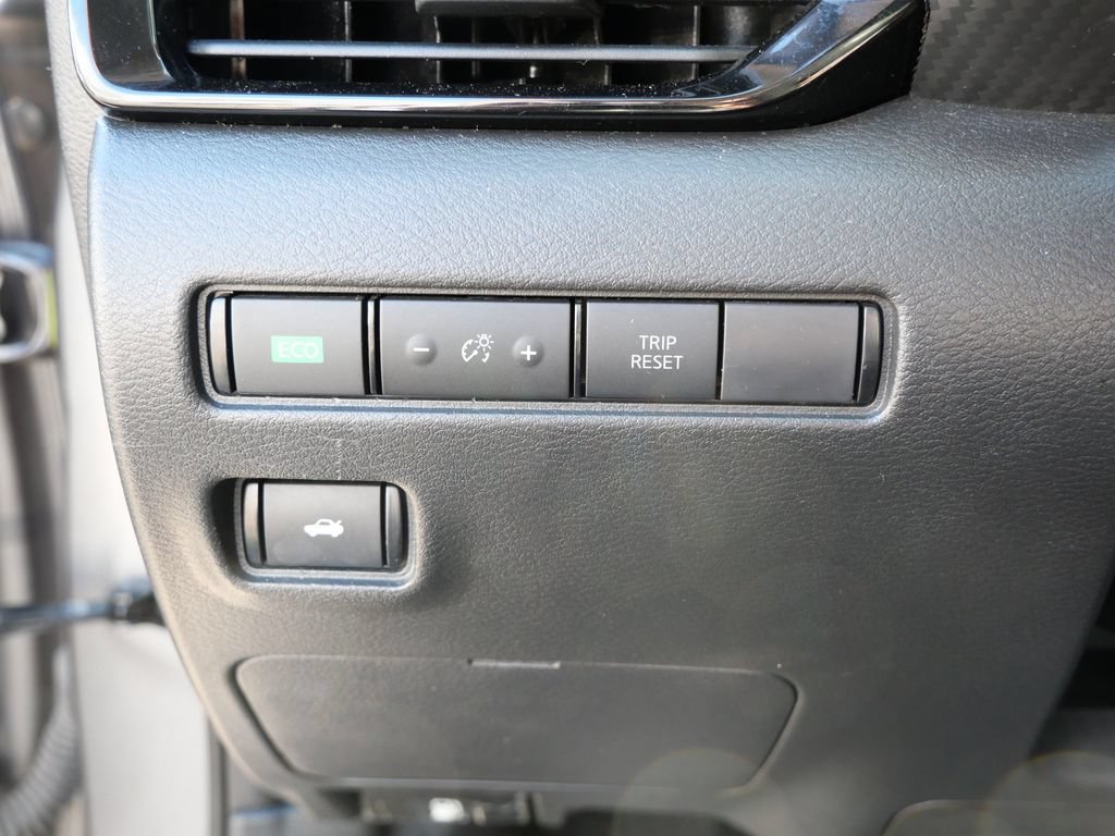 Used 2022 Nissan Sentra SV FWD image 26