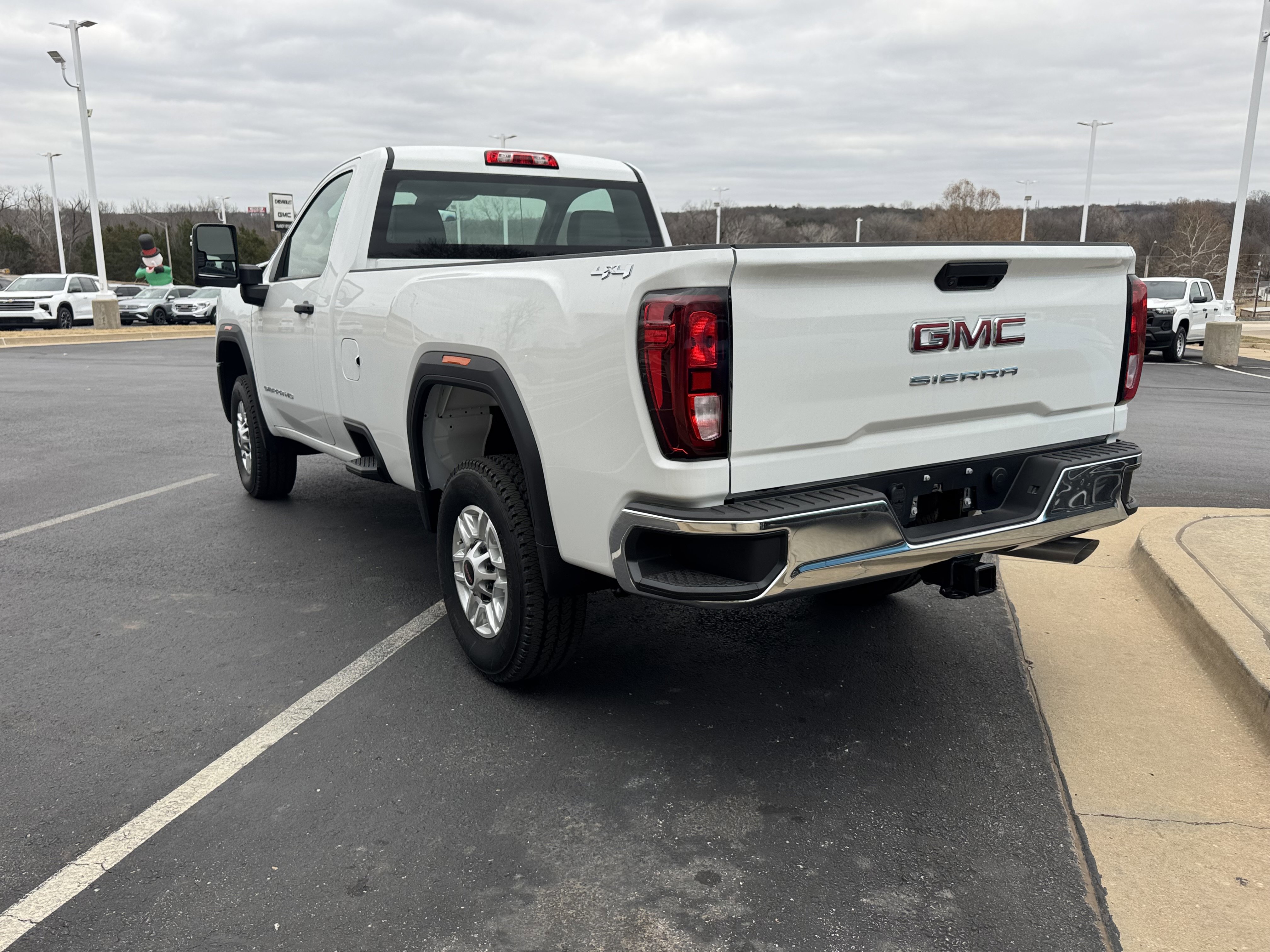 New 2025 GMC Sierra 2500 Pro image 3