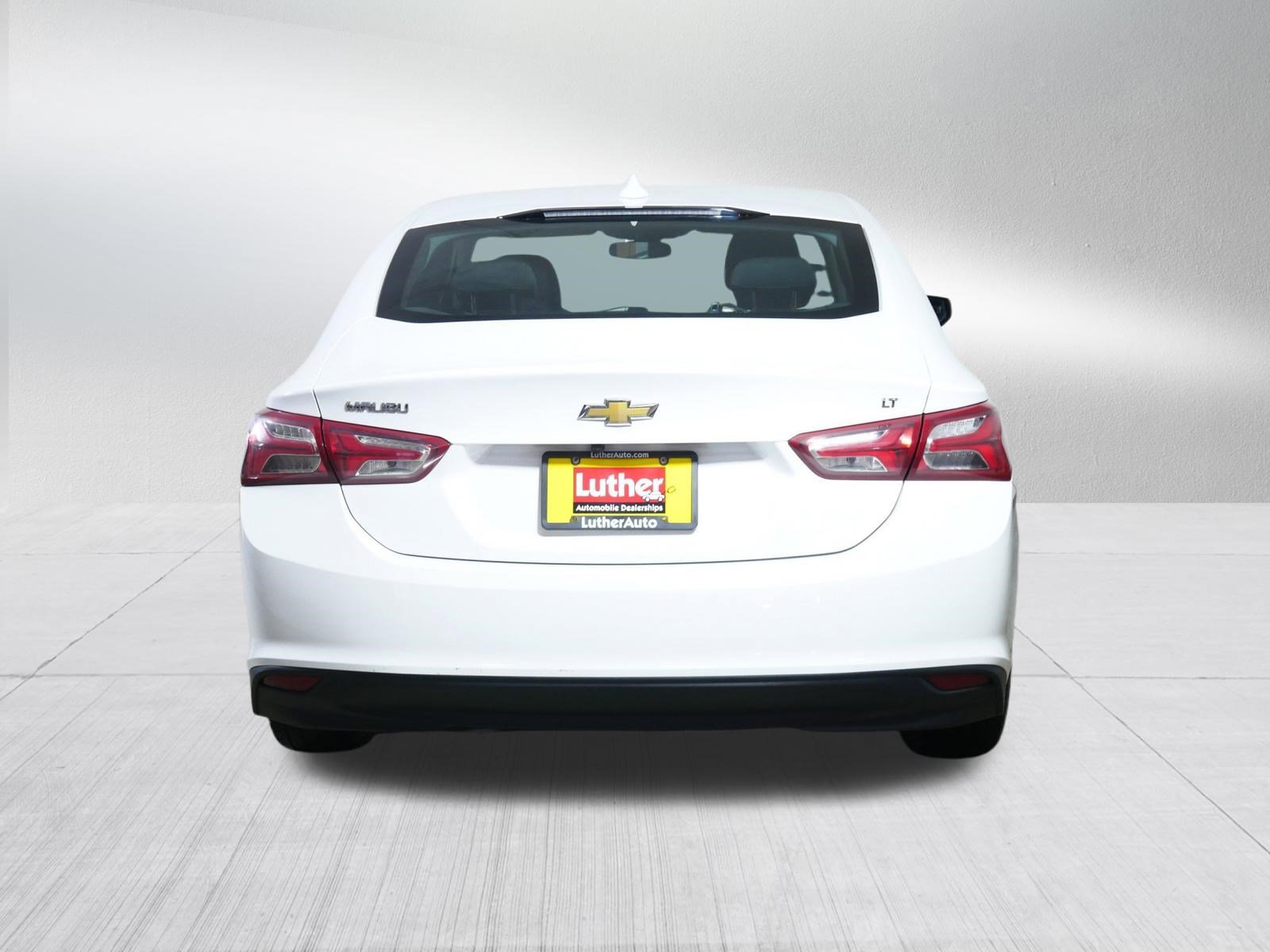 Used 2022 Chevrolet Malibu LT FWD image 6