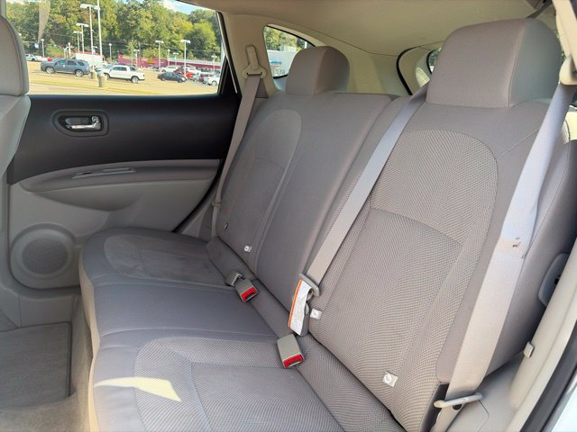 Used 2015 Nissan Rogue S w/ Convenience Package FWD image 7