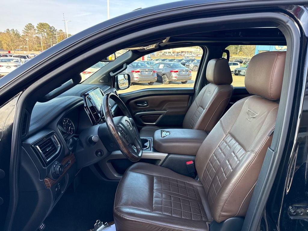 Certified 2021 Nissan Titan Platinum Reserve w/ Moonroof Package image 28