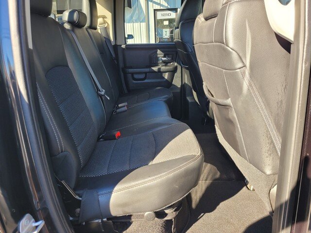 Used 2016 RAM 1500 Sport w/ Black Ram 1500 Sport Group image 9