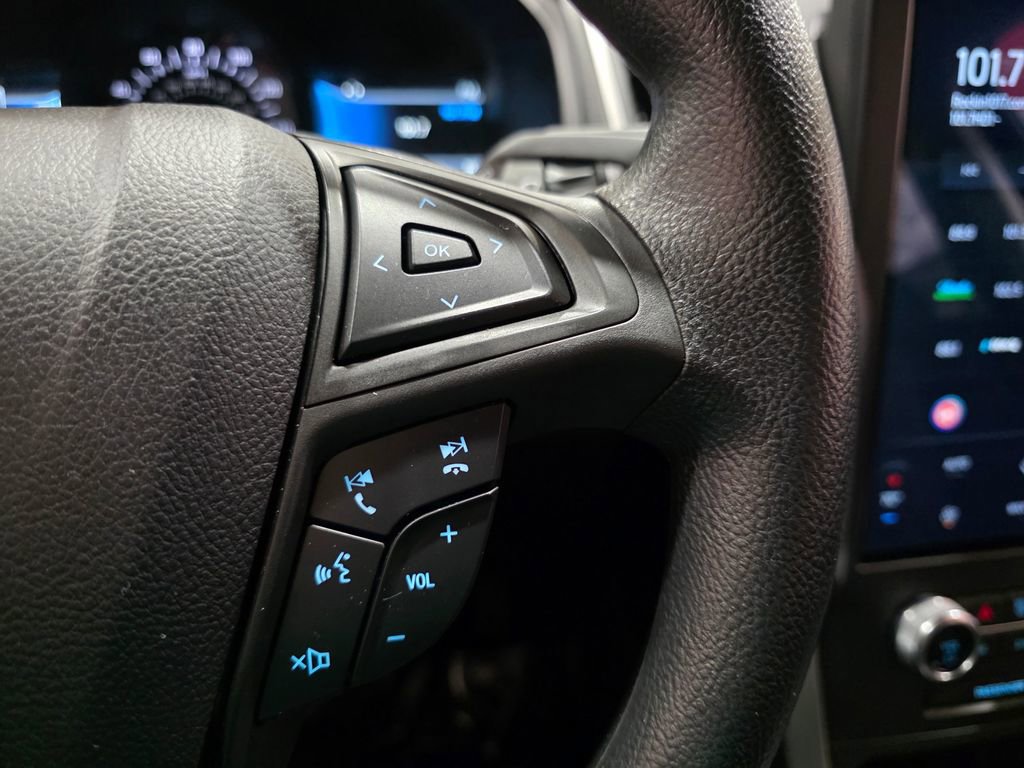 Used 2024 Ford Edge SE w/ Black Appearance Package image 26