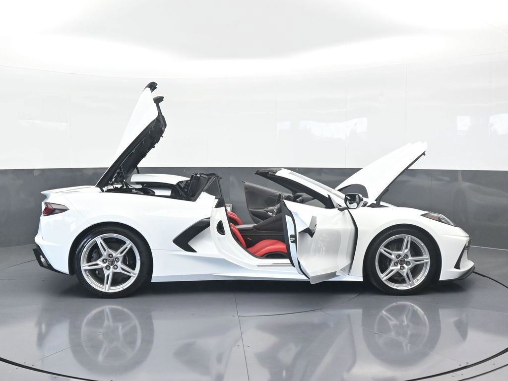 Used 2024 Chevrolet Corvette Stingray Convertible w/ 1LT image 68