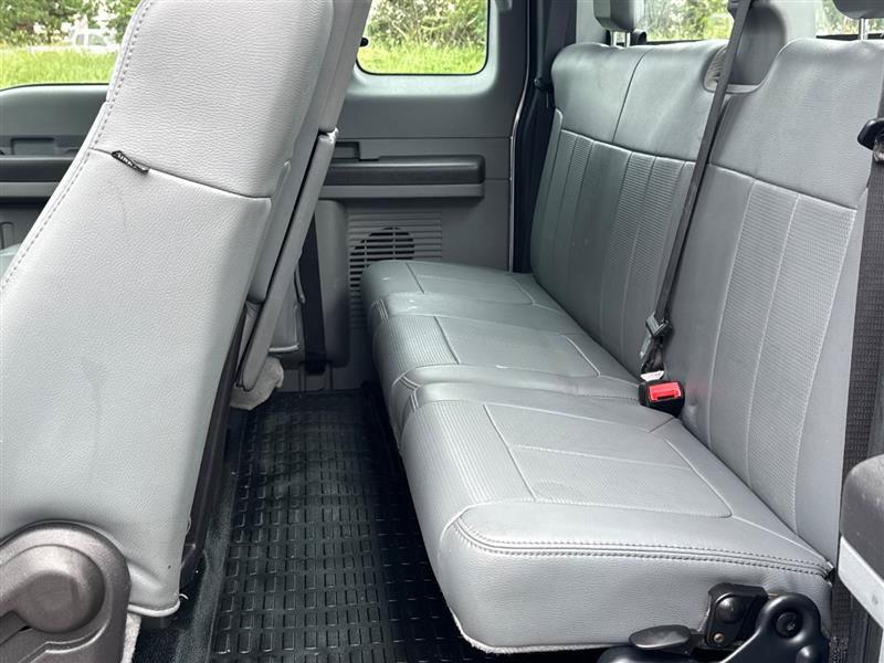 Used 2011 Ford F250 XL w/ Snow Plow Prep Pkg AWD/4WD image 27