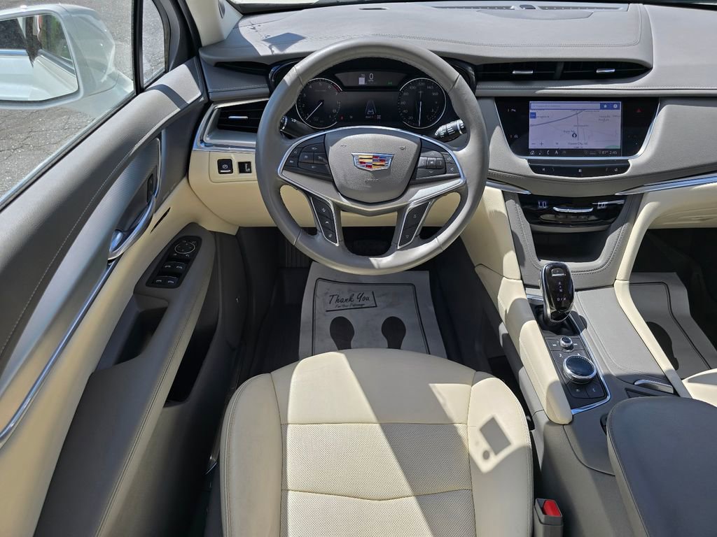 Used 2020 Cadillac XT5 Premium Luxury image 14