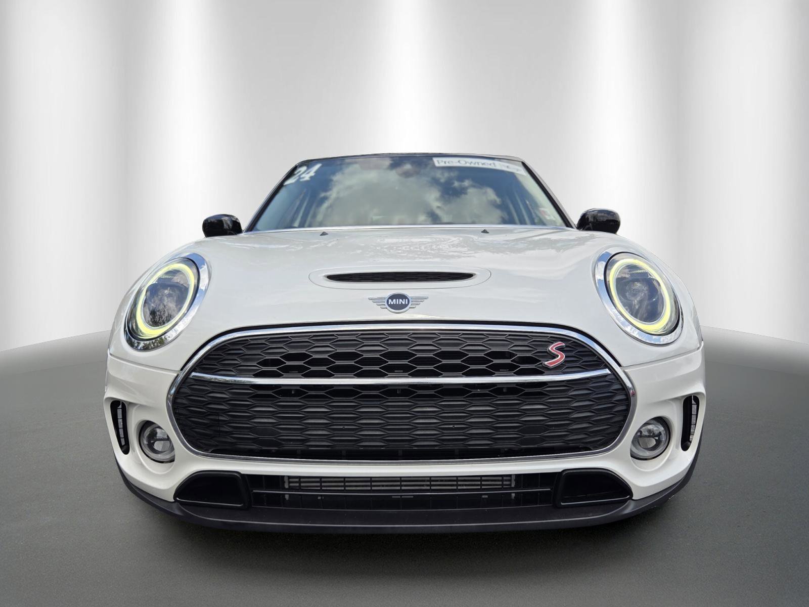 Used 2024 MINI Cooper Clubman S image 2