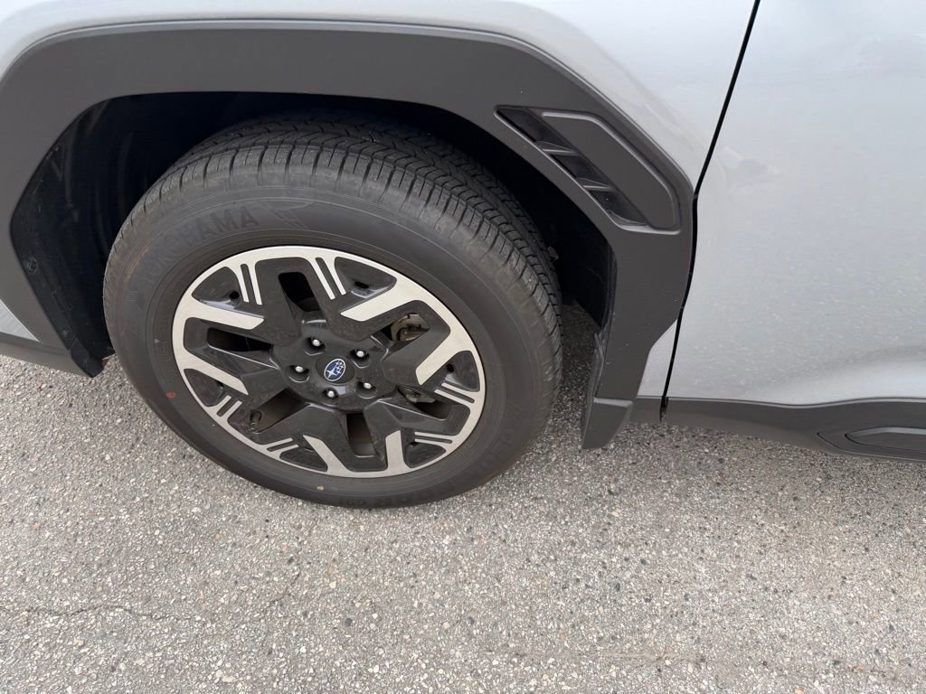 Used 2025 Subaru Forester Premium w/ Protection Package image 11